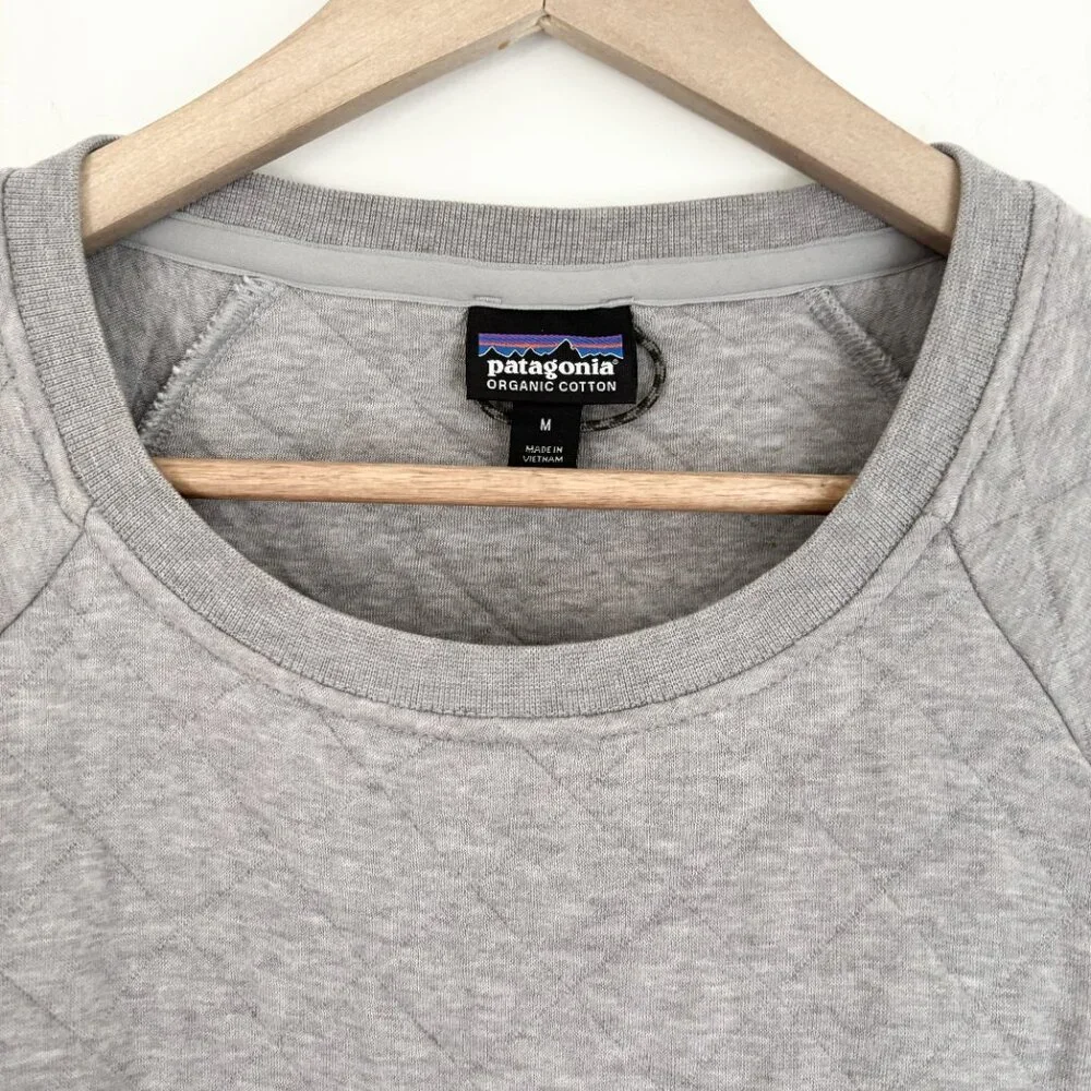 Patagonia grey quilted crew neck sweatshirt top Size Medium - Picture 2 of 3